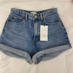 Zara Mom Fit Denim Shorts Size 28/6